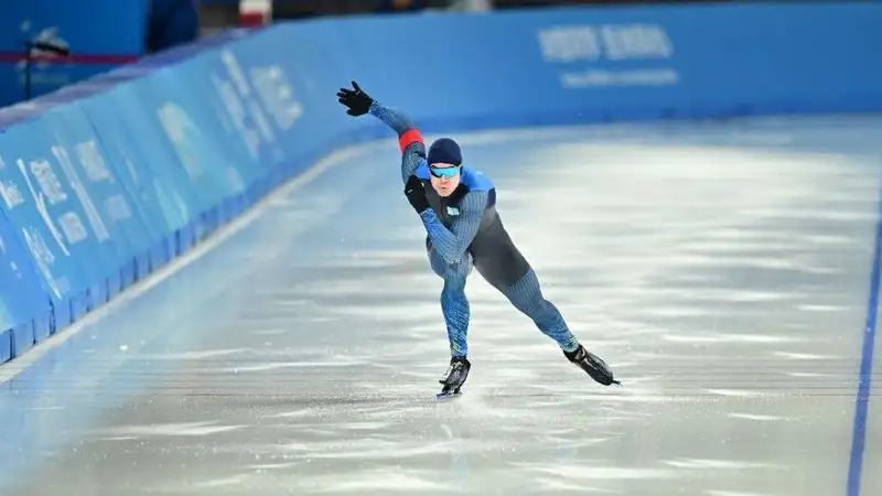 Казахстанский конькобежец потерпел фиаско на чемпионате мира-2026