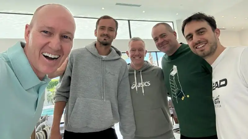 Российские теннисисты добрались из Дубая до Индиан-Уэллса