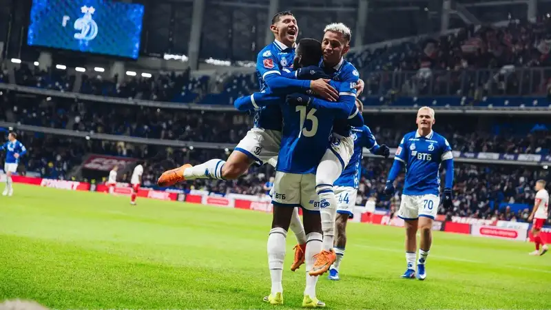 "Динамо" без Зайнутдинова разгромило "Спартак" в матче Кубка России