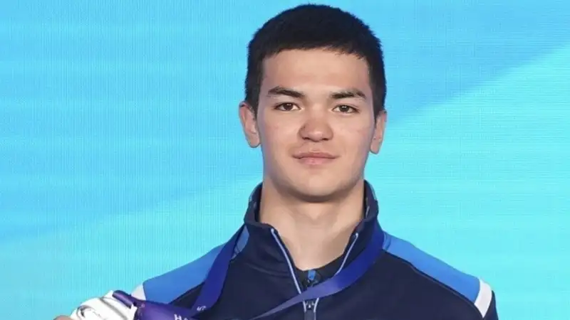 Казахстанец стал победителем этапа Кубка Европы по фристайл-акробатике