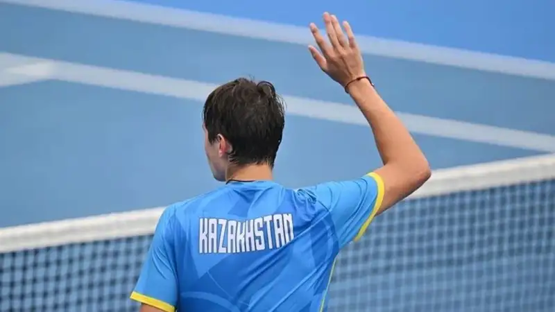 Казахстанский теннисист уступил экс-второй ракетке мира на "Мастерсе" в Индиан-Уэллсе