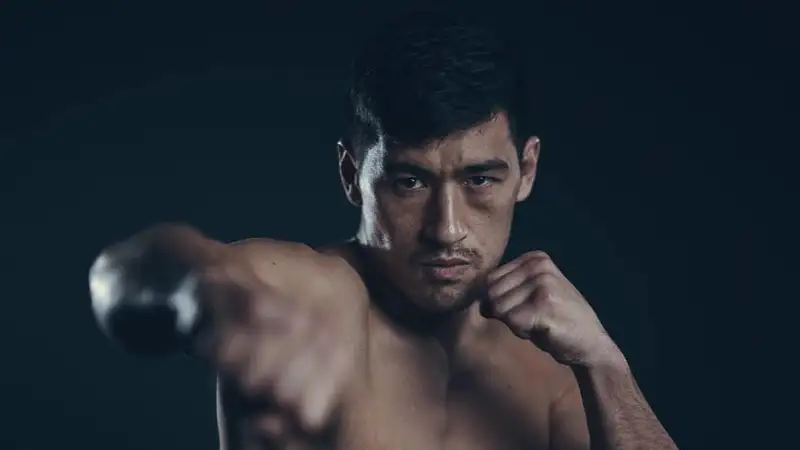 Дмитрий Бивол