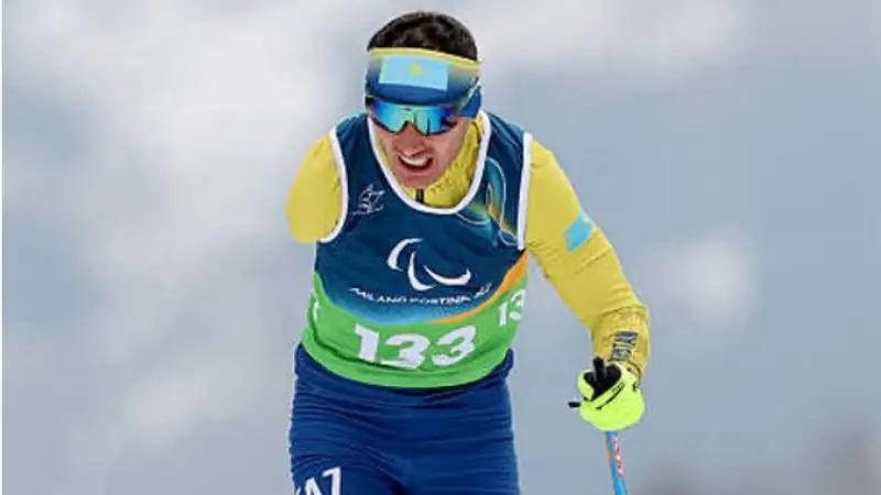 Два казахстанских лыжника оказались в десятке сильнейших на Паралимпиаде в Италии