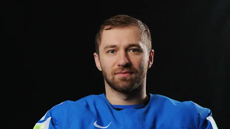 Хоккеист сборной Казахстана ассистом помог победить в европейской лиге