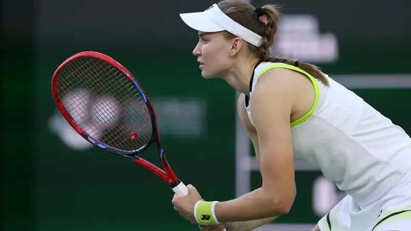 Рыбакина пожаловалась на жару в Индиан-Уэллсе: Играть в таких условиях непросто