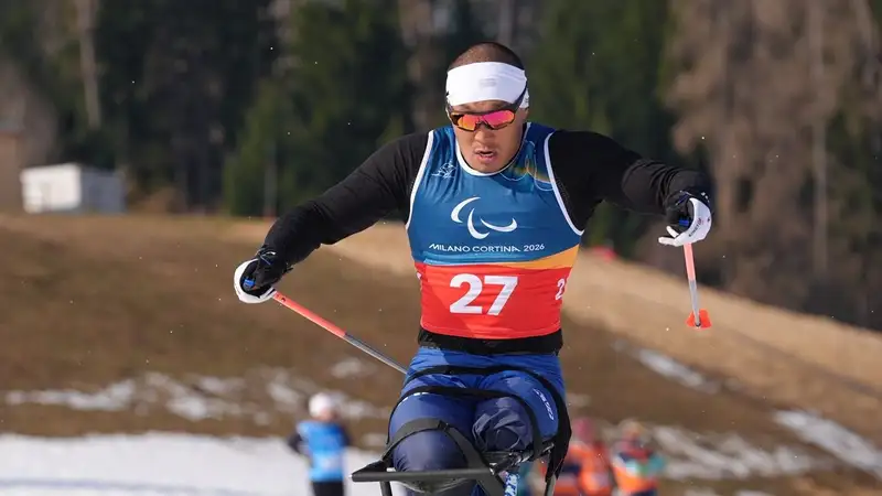 Казахстан взлетел в медальном зачёте Паралимпиады-2026 после второго успеха Хамитова