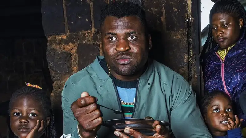 Фрэнсис Нганну предрёк нокаут в бою с Джоном Джонсом