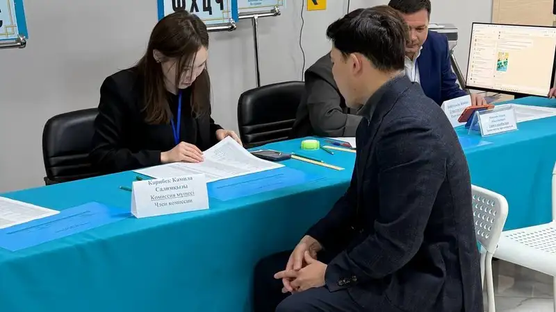 Министр спорта проголосовал 