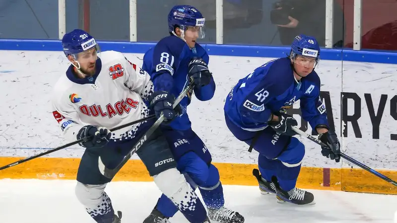 Восемь зайб забросили "Номад" и "Кулагер" в первой игре полуфинальной серии ЧРК