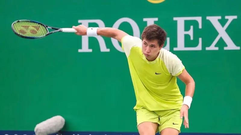 Казахстанский теннисист проиграл в первом круге "Челленджера" в Мексике