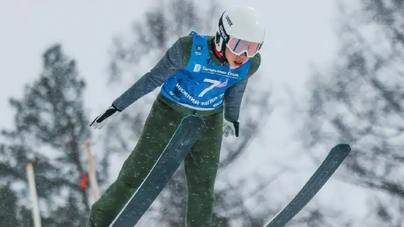 Казахстанцы завоевали две медали на турнире по прыжкам с трамплина в Польше