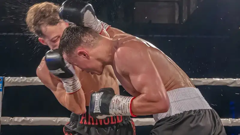 "Молодой Головкин" из Казахстана сделал заявление после завоевания титула чемпиона мира