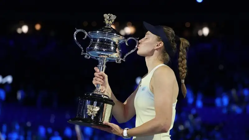 Елена Рыбакина