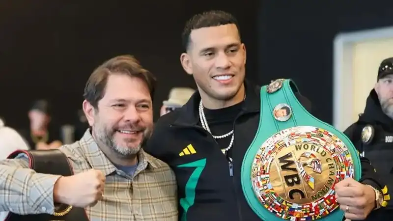 Дэвид Бенавидес