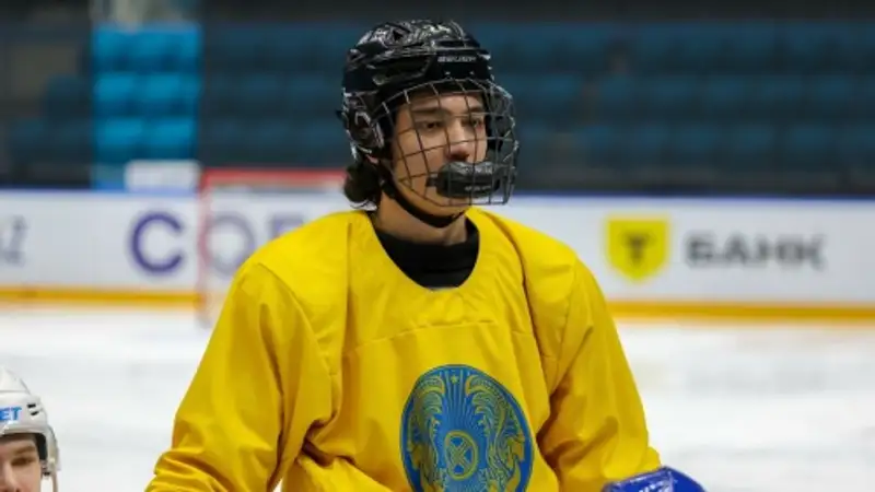 Казахстанский хоккеист положил начало разгрома своей команды в канадской лиге