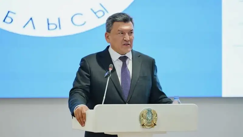 Аким высказался о миллиардных тратах на футбол