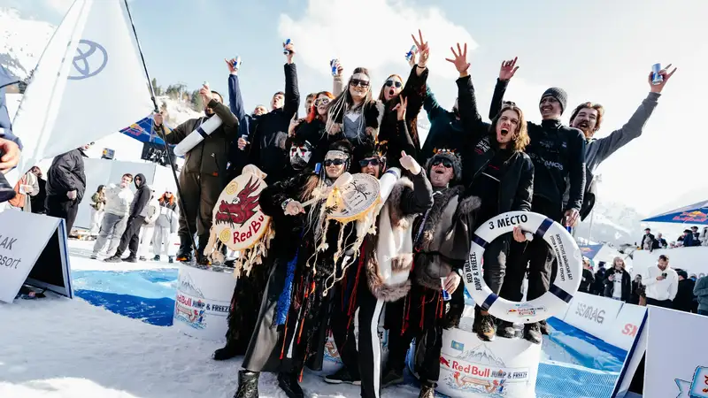 Команда Red Dragon пробудила Дракона: семейный триумф покорил Red Bull Jump & Freeze