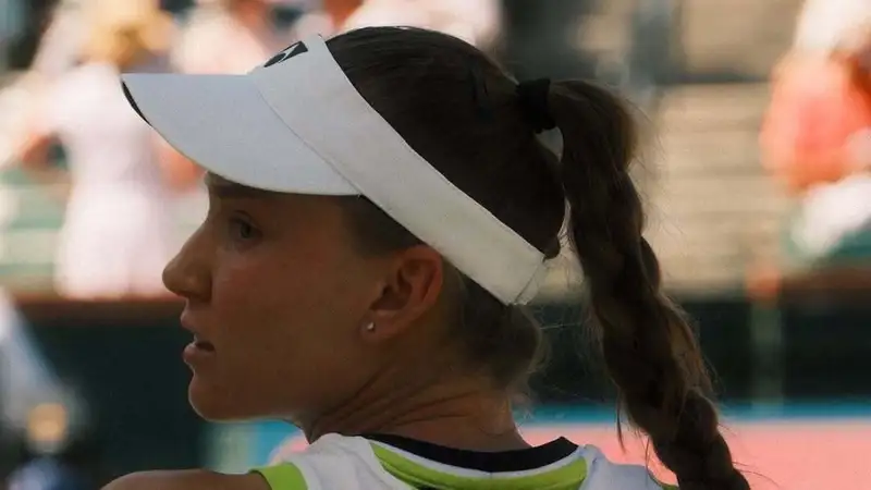 Елена Рыбакина