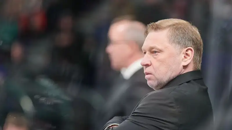 Клуб под руководством тренерского дуэта из Казахстана уступил в плей-офф КХЛ