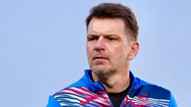 Бывший тренер сборной Словакии может возглавить топ-клуб КПЛ