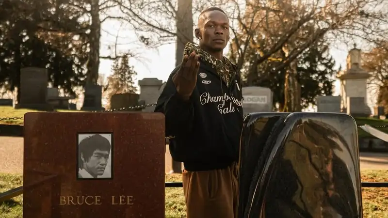 Исраэль Адесанья