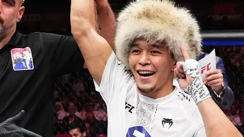 Появилось видео шикарной "гильотины" от Асу Алмабаева на UFC Fight Night 265