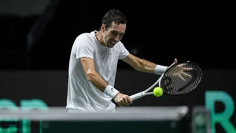 Михаил Кукушкин