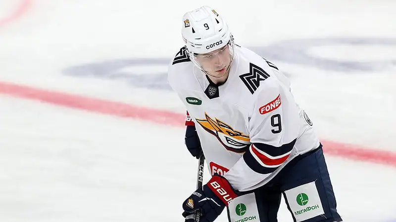 Голевая передача Орехова принесла "Металлургу" важную победу в КХЛ