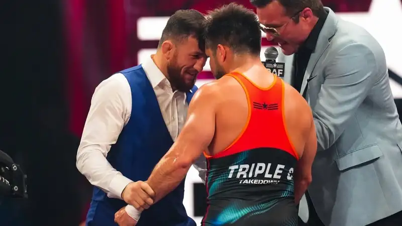 Мераб Двалишвили получил жёсткую травму перед схваткой с чемпионом Олимпиады