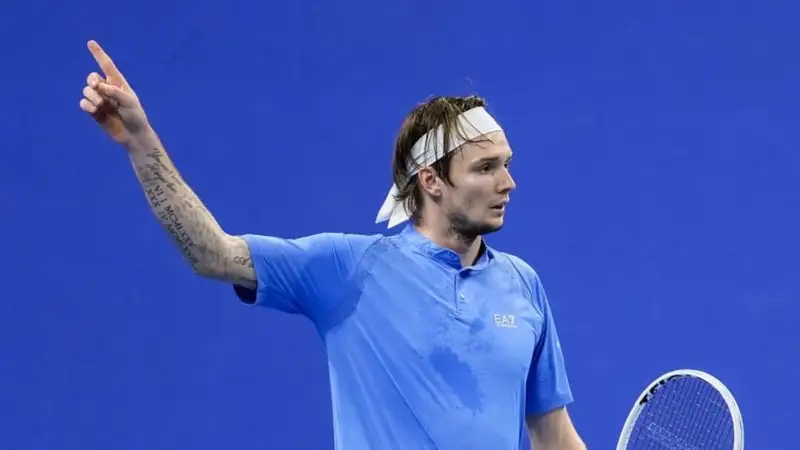 "Не общаться со мной – это его выбор": отец Александра Бублика об отношениях с сыном