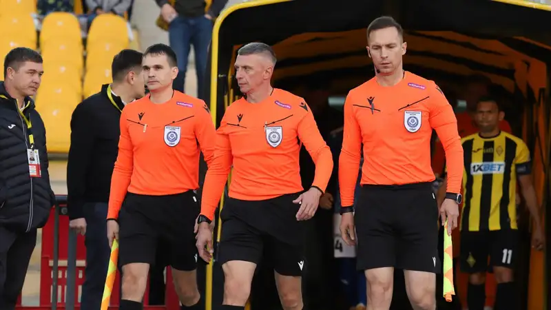 Судейские скандалы в четвертом туре КПЛ