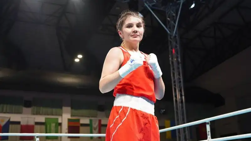 Многодетная боксёрша из Казахстана назвала слагаемые успеха в бою против узбечки на ЧА