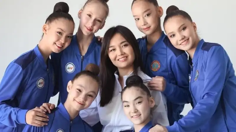 "Бронзу" завоевала сборная Казахстана по художественной гимнастике на топ-турнире во Франции