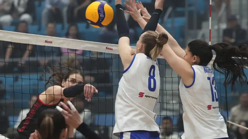 Сумасшедшим камбэком завершился первый полуфинал "Куаныша" и "Береля" в женской Нац. лиге