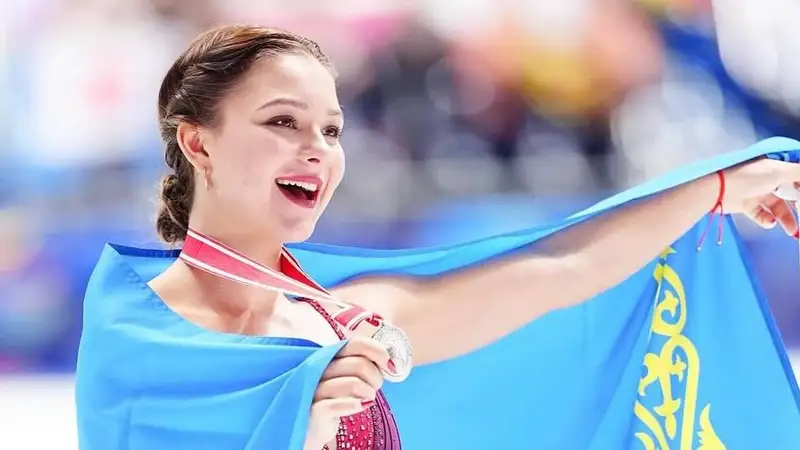 Софья Самоделкина заинтриговала болельщиков