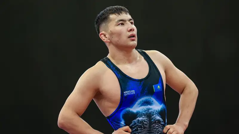 Дебют на взрослом чемпионате Азии завершился для молодого борца из Казахстана поражением