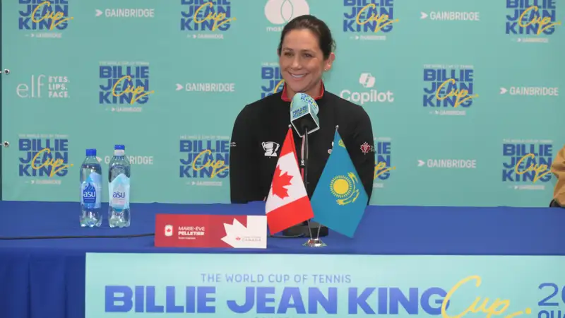 Капитан сборной Канады Мари-Эв Пеллетье