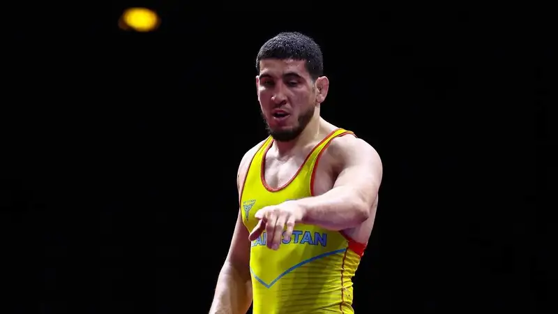 Драмой завершилась схватка казахстанского борца за "бронзу" чемпионата Азии в Бишкеке
