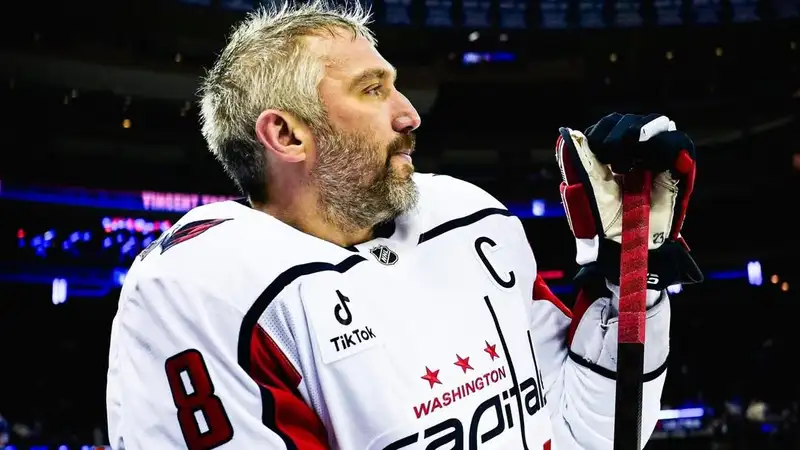 "Вашингтон" Овечкина обыграл "Торонто" в матче НХЛ и сохраняет шансы на плей-офф