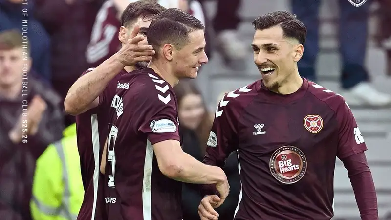 Аналитик поддержал Чеснокова из "Хартса" после жёсткой критики в адрес казахстанца