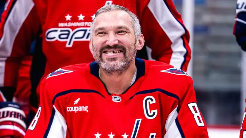 Главный тренер "Вашингтона" – о будущем Овечкина: Остаётся лишь качать головой