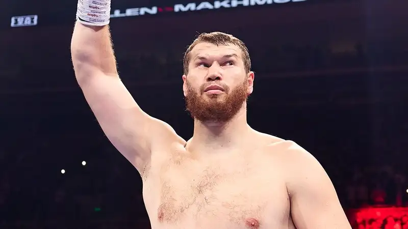 Буду писать свою историю: Махмудов высказался перед боем с Фьюри