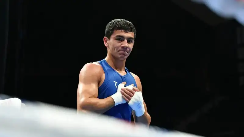 Попытавшийся подраться с казахом звёздный узбекский боксёр выиграл чемпионат Азии