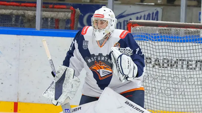 Вратарь сборной Казахстана оформил шатаут в матче плей-офф ВХЛ