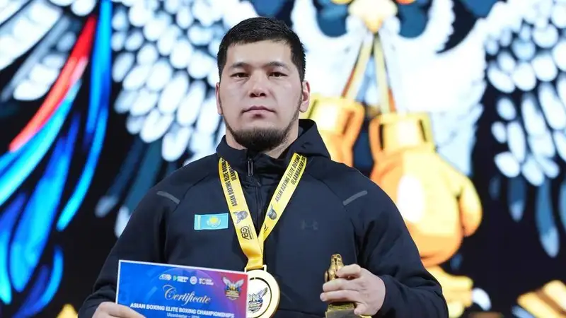 "Тяжело драться против казахского брата": Оралбай "шокировал" признанием после "золота" ЧА