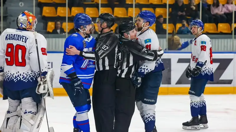 Четыре шайбы решили исход матча "Кулагер" - "Торпедо" в плей-офф ЧРК