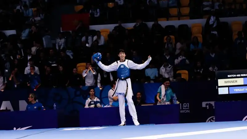 Чемпионат мира по таеквондо: казах проиграл в полуфинале, но выиграл медаль