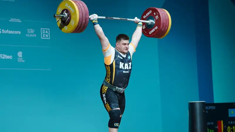 Стало известно, почему казахстанские тяжелоатлеты полетят в Океанию