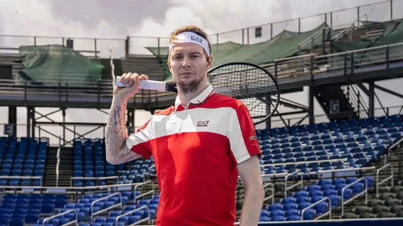 Александр Бублик назвал теннисиста, с которым мечтает сыграть