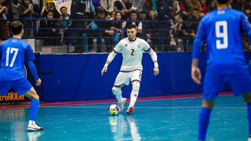 Бразильская легенда казахстанского футзала оценил разгром Азербайджана